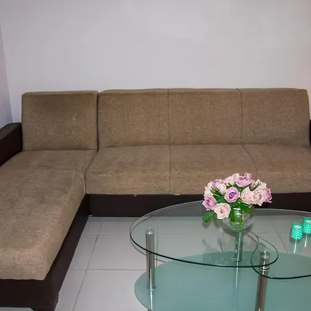 Daire Central Town-modern 2-bedroom *