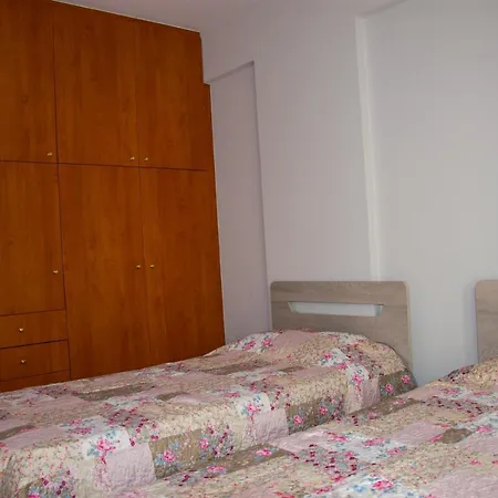 Central Town-modern 2-bedroom Appartamento *