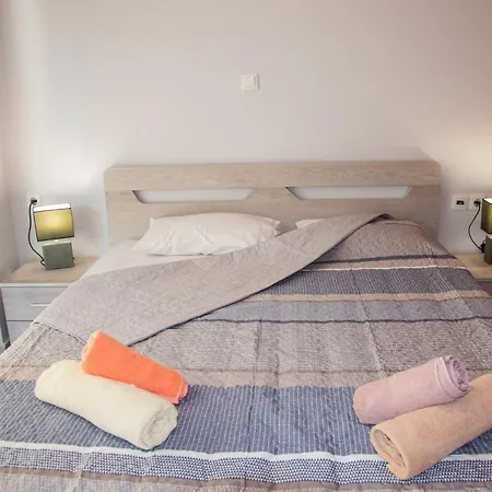 Central Town-modern 2-bedroom * Rethymno