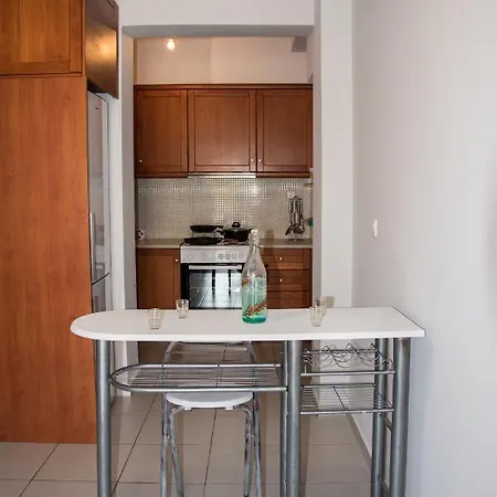 Central Town-modern 2-bedroom