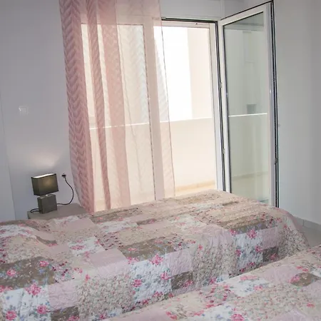 Central Town-modern 2-bedroom Апартаменты Ретимно